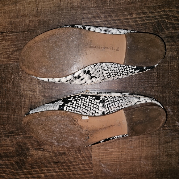 Banana Republic Snake Print Mules - Picture 5 of 7